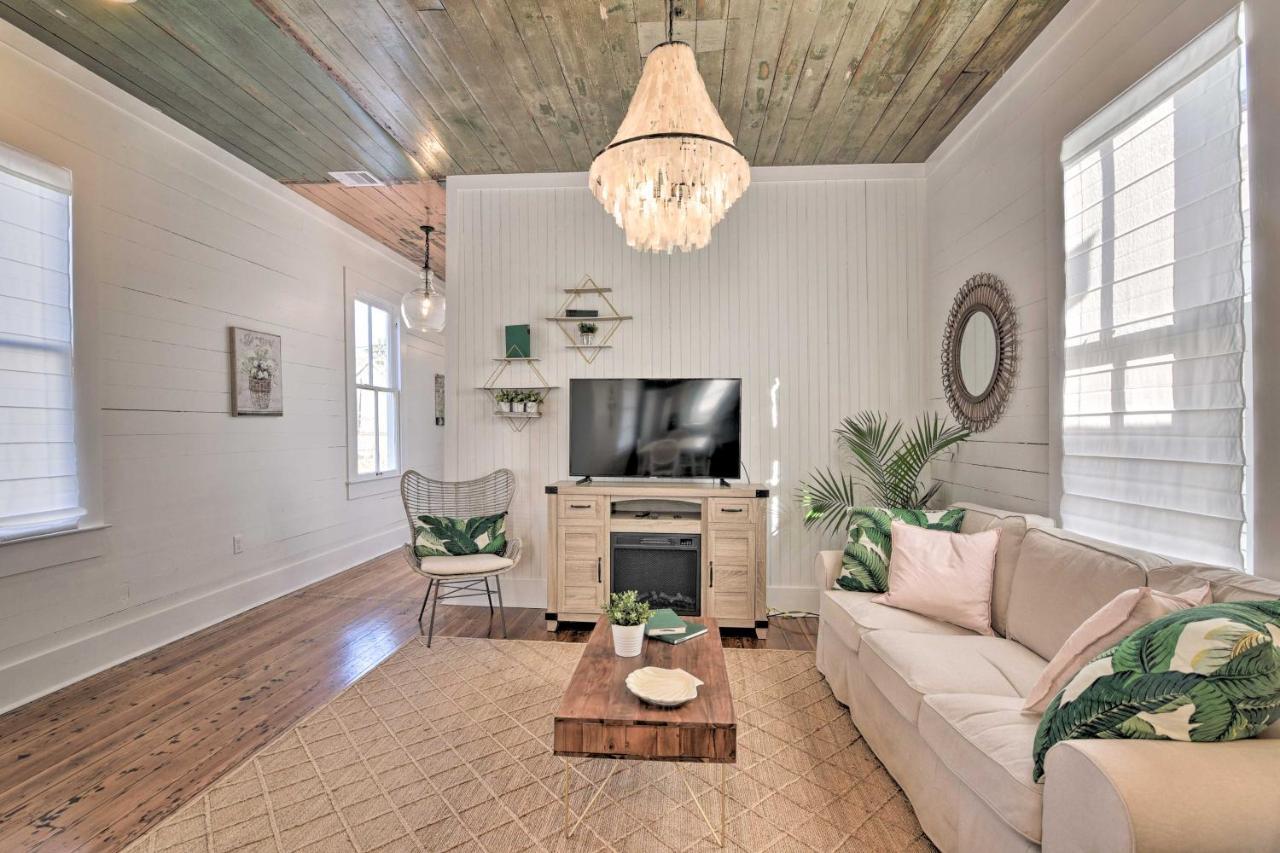 Bright Galveston Cottage Close To Beach And Strand Exteriör bild