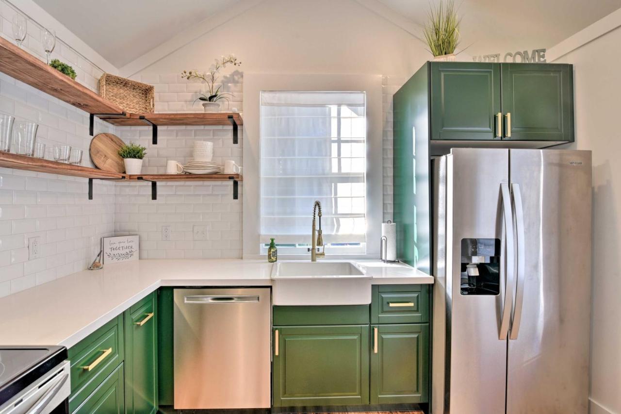 Bright Galveston Cottage Close To Beach And Strand Exteriör bild