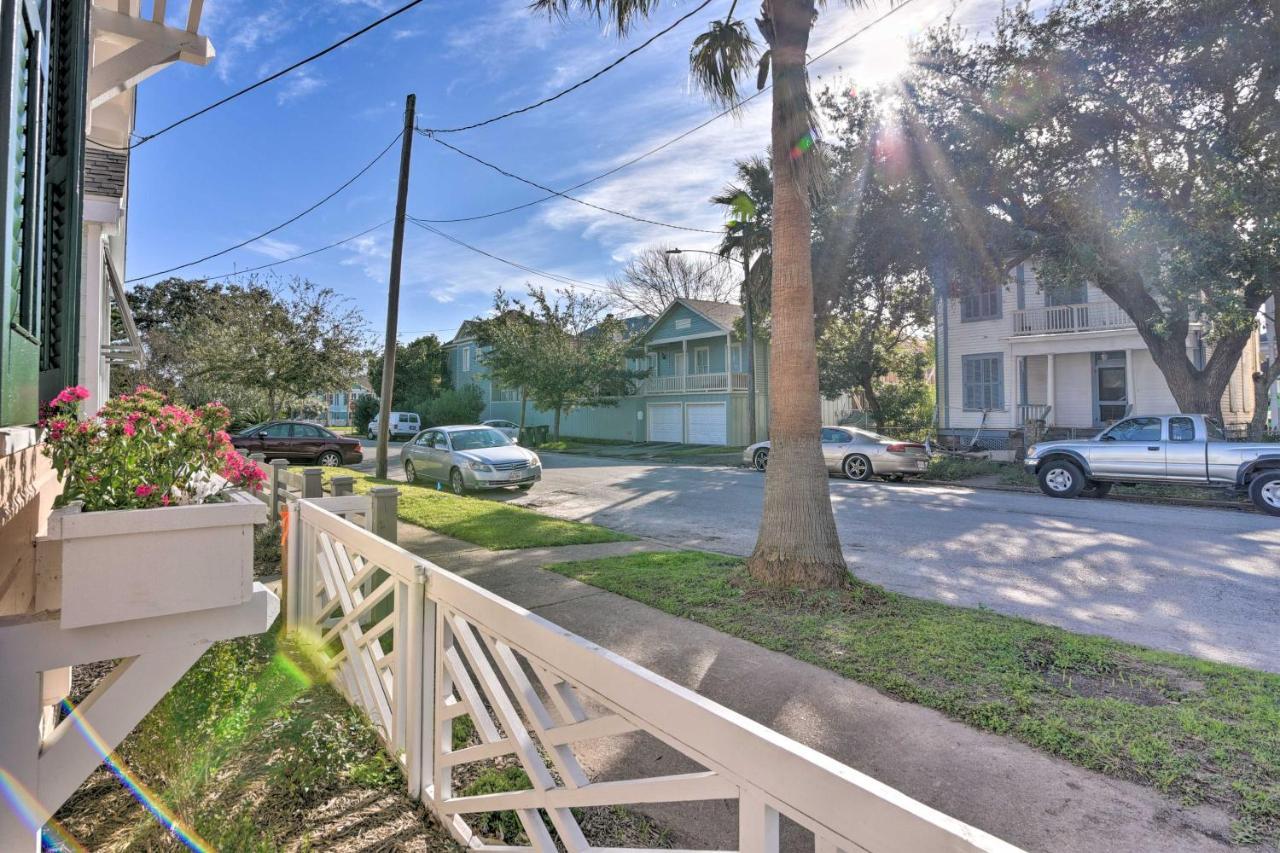 Bright Galveston Cottage Close To Beach And Strand Exteriör bild