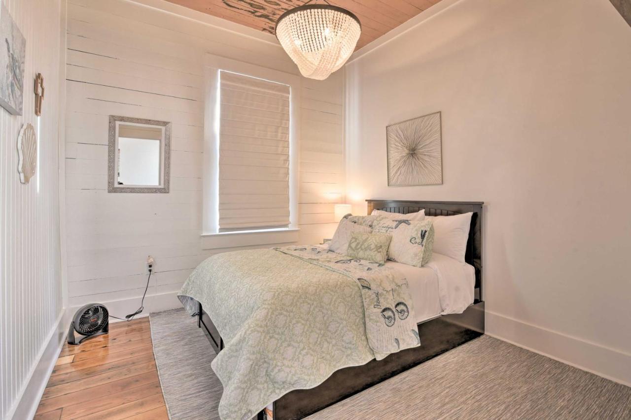 Bright Galveston Cottage Close To Beach And Strand Exteriör bild